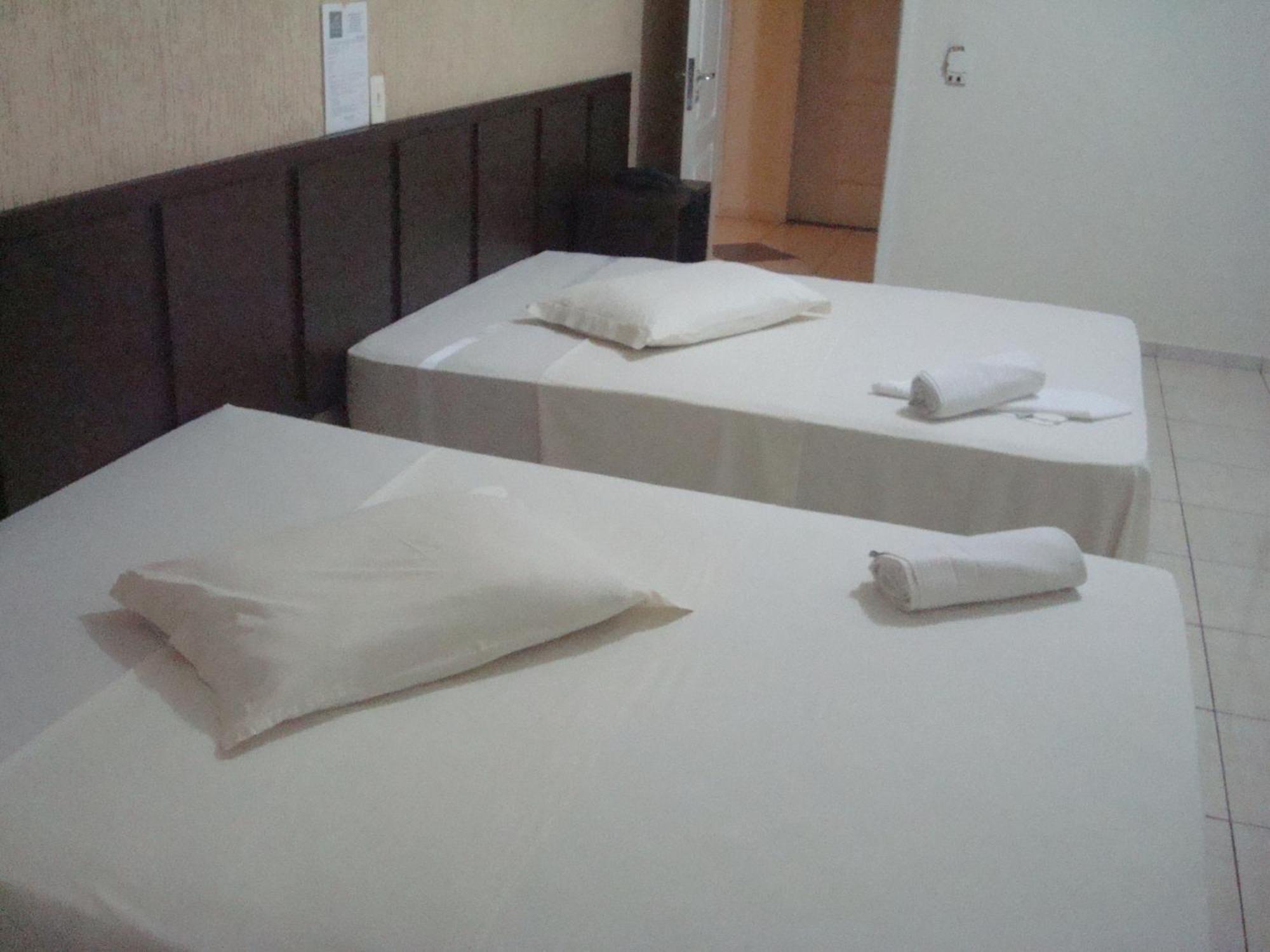 Hotel Maestro Express Toledo Pokoj fotografie